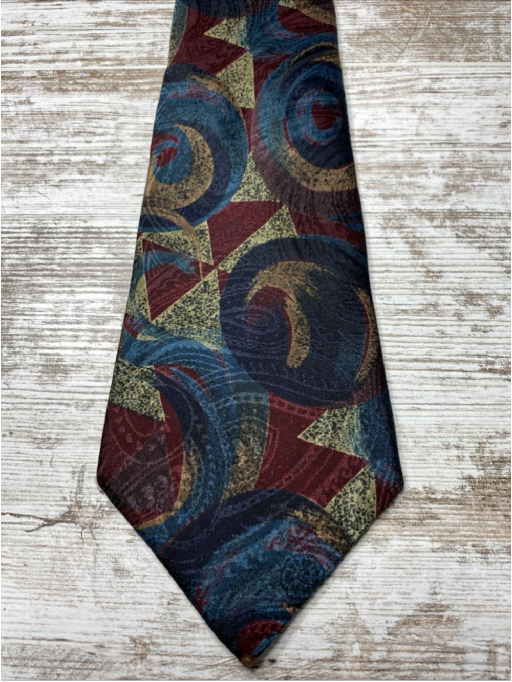 Vintage Bugle Boy USA Tie Mens Silk Abstract Geometric Swirl Necktie 57” Classic